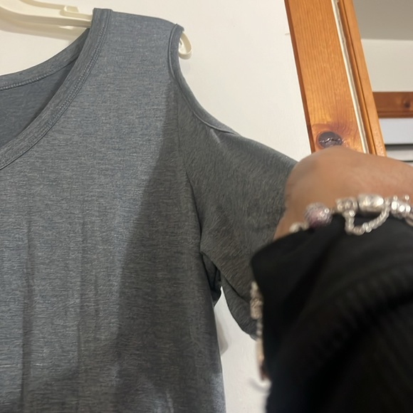 Missky Women’s Dress size XL, cold shoulder - Picture 4 of 11